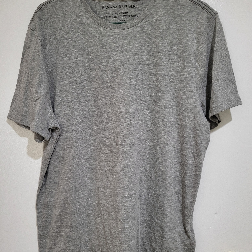 Banana Republic Tshirt